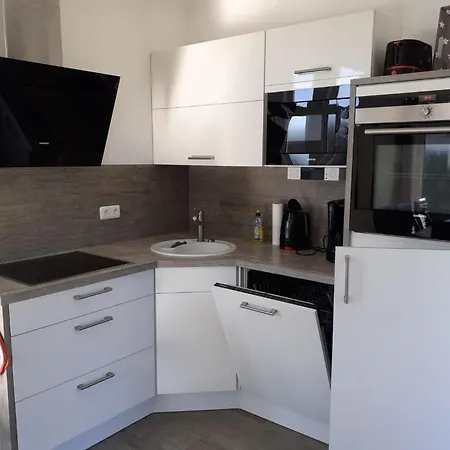 Vanessa Fuer 8 Personen By Interhome Feriehus